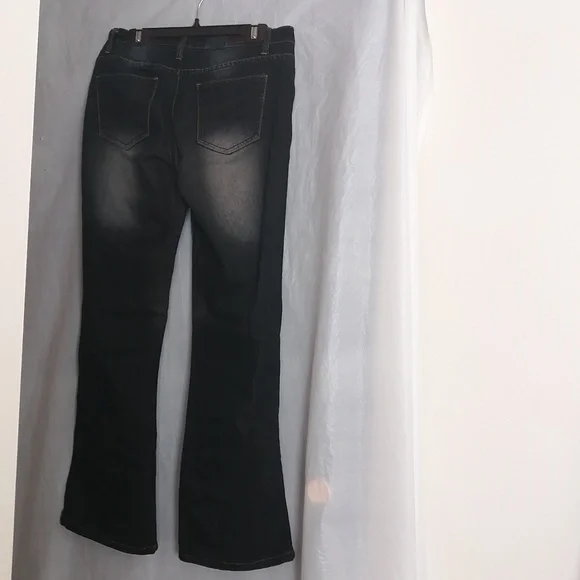 Jeans - Picture 4 of 6